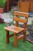 [Obrázek: Dřevěná židle z borovice Finland]